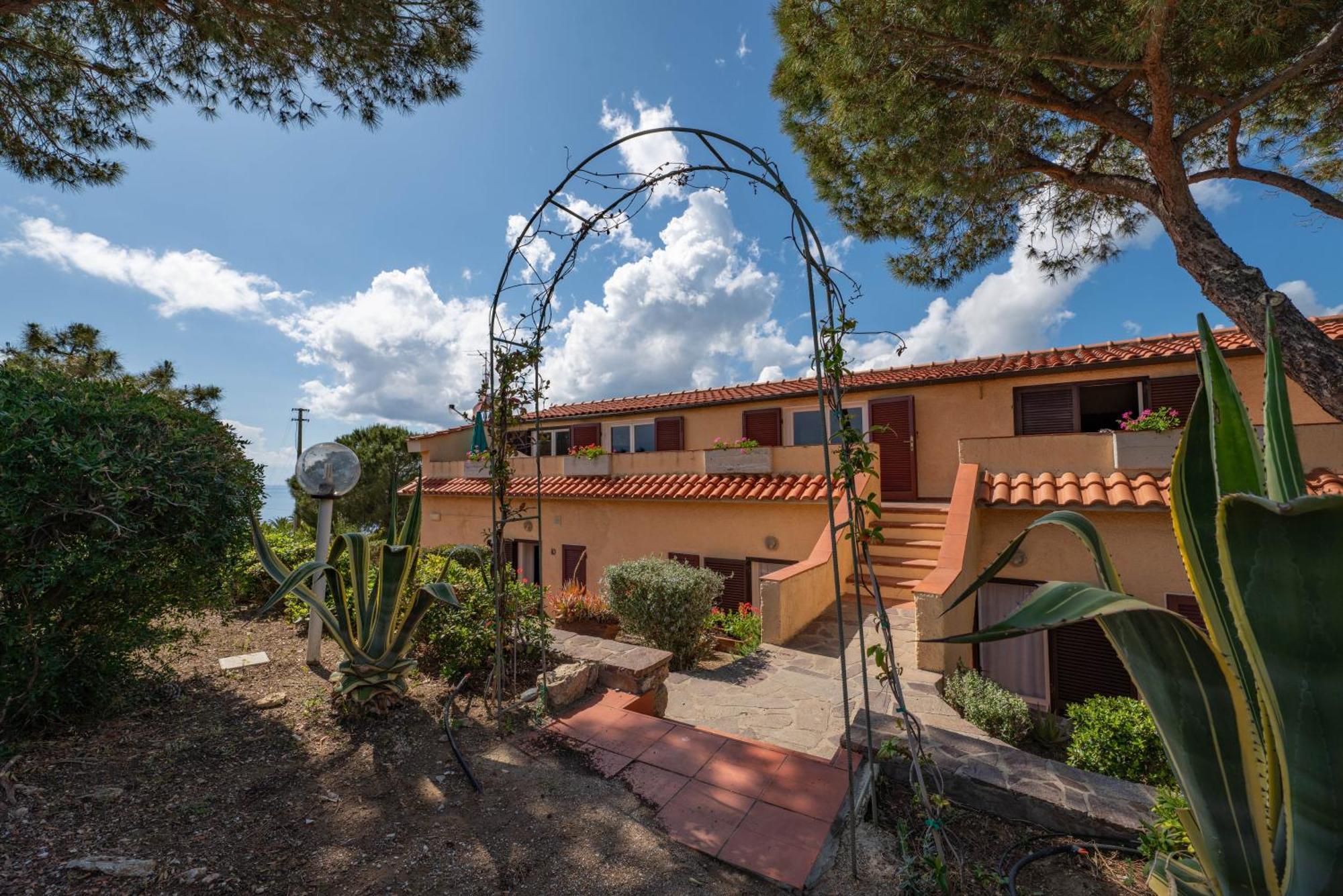 Apartments La Turistica Capoliveri  Exterior foto